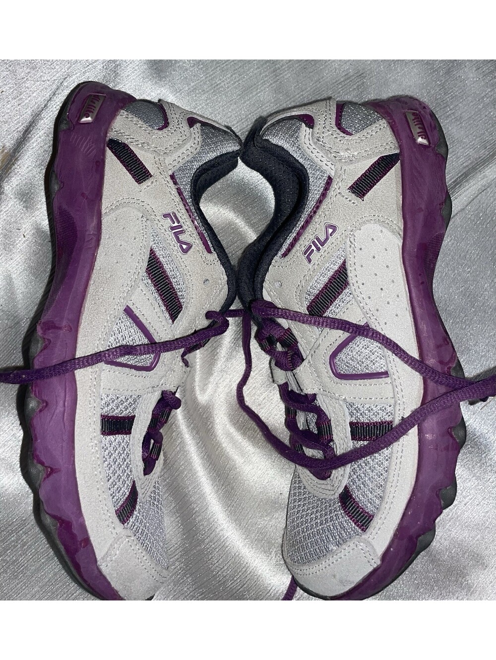 Fila Girls Purple/Gray Athletic Sneakers Lace-Up Low Top Round Toe US 6